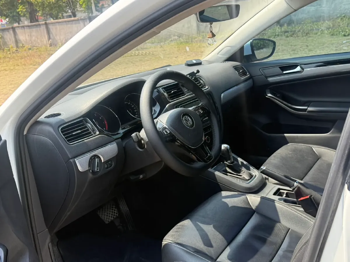 2018 Volkswagen Sagitar 1.2T 110HP L4 7DCT,autocango,china used car exporter,china ev exporter,chinese used car exporter,chinese used ev exporter