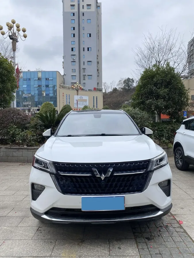 2021 WuLing XingChen 1.5T 147HP L4 CVT,autocango,china used car exporter,china ev exporter,chinese used car exporter,chinese used ev exporter