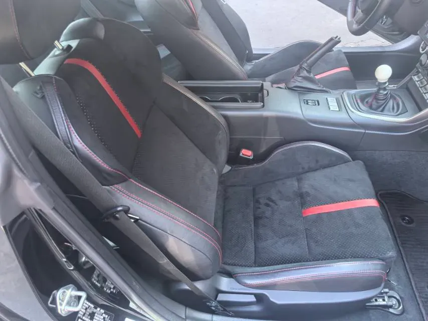 2023 Subaru BRZ 2.4L 234HP H4 6MT,autocango,china used car exporter,china ev exporter,chinese used car exporter,chinese used ev exporter