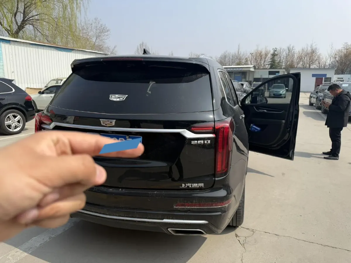 2020 Cadillac XT6 2.0T 237HP L4 9AT,autocango,china used car exporter,china ev exporter,chinese used car exporter,chinese used ev exporter