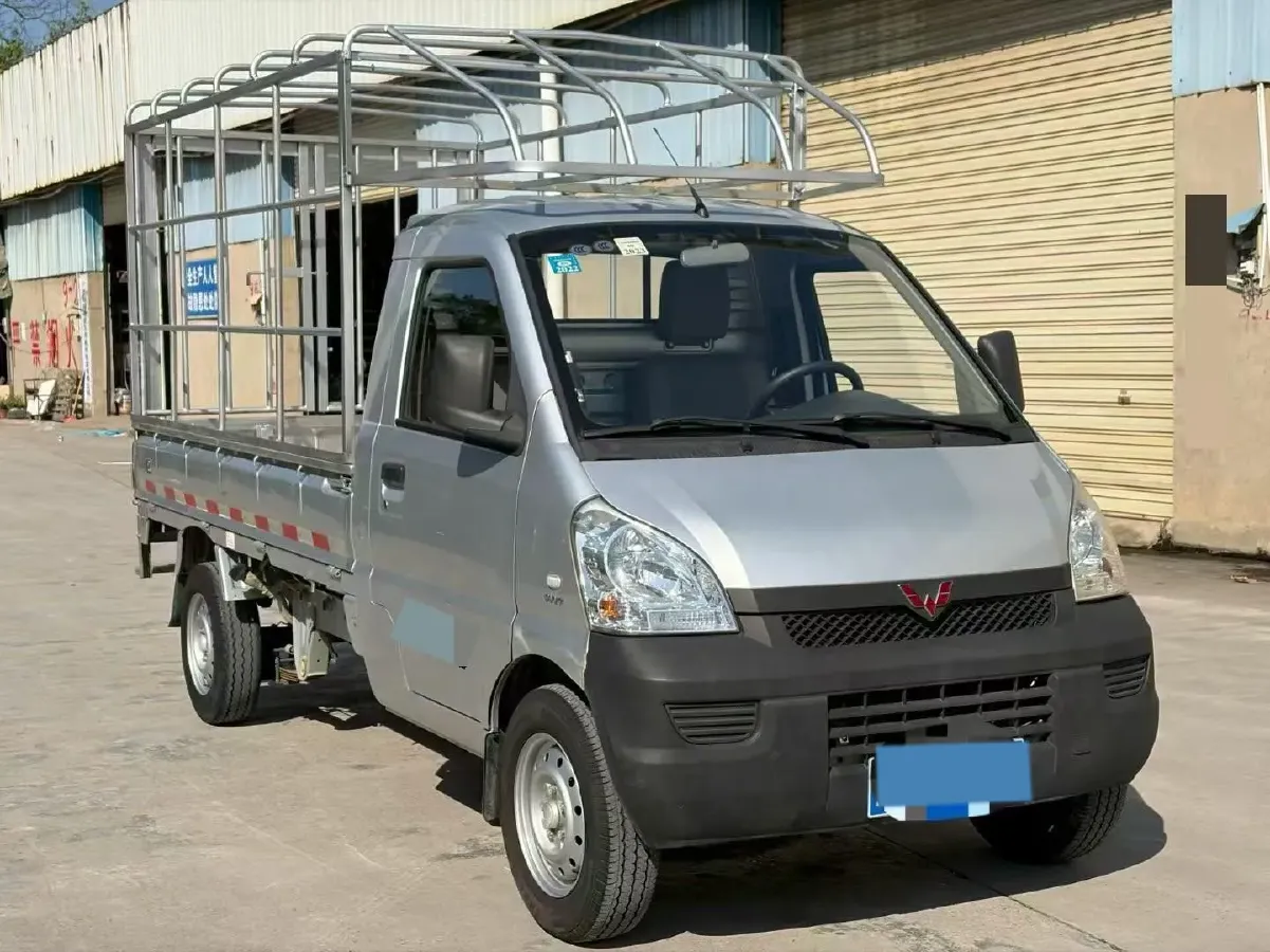 2019 WuLing RongGuang Mini Truck 1.5L 107HP L4 5MT,autocango,china used car exporter,china ev exporter,chinese used car exporter,chinese used ev exporter
