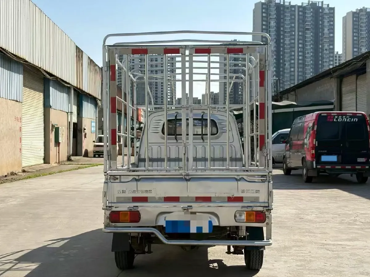 2019 WuLing RongGuang Mini Truck 1.5L 107HP L4 5MT,autocango,china used car exporter,china ev exporter,chinese used car exporter,chinese used ev exporter