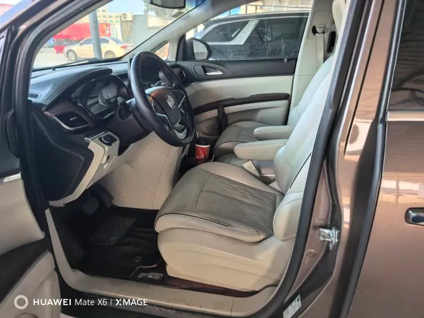 2021 Buick GL8 2.0T 237HP L4 9AT,autocango,china used car exporter,china ev exporter,chinese used car exporter,chinese used ev exporter