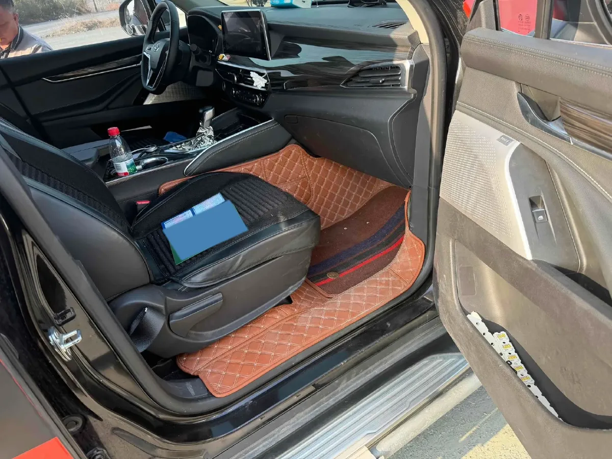 2017 MAXUS D90 2.0T 224HP L4 6AT,autocango,china used car exporter,china ev exporter,chinese used car exporter,chinese used ev exporter