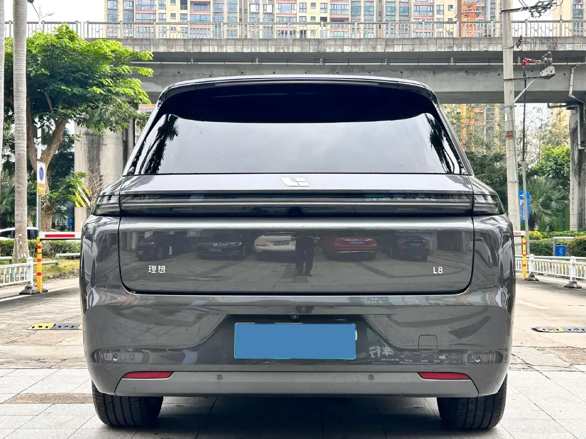 2023 Li L8 Range Extended 154HP REEV 40.9KWH,autocango,china used car exporter,china ev exporter,chinese used car exporter,chinese used ev exporter