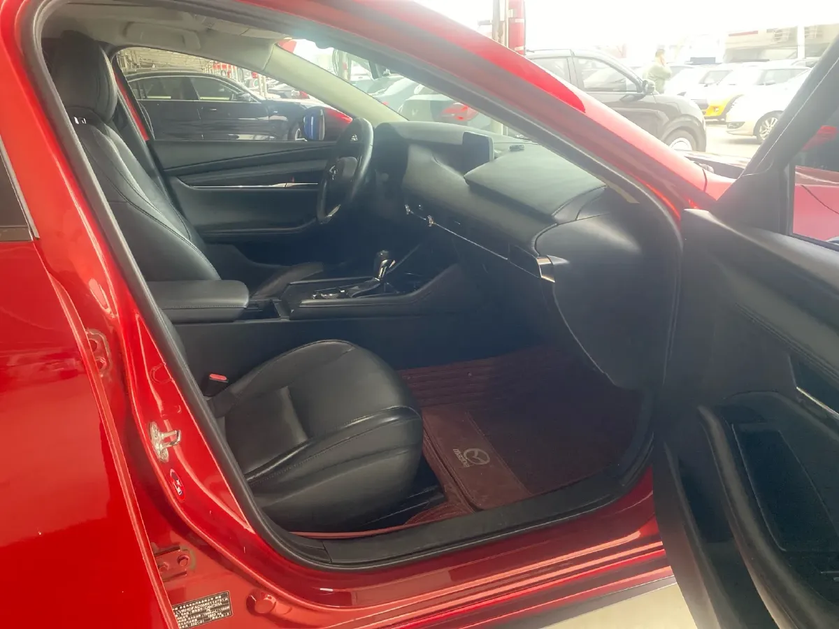 2021 Mazda 3 Axela 2.0L 158HP L4 6AT,autocango,china used car exporter,china ev exporter,chinese used car exporter,chinese used ev exporter