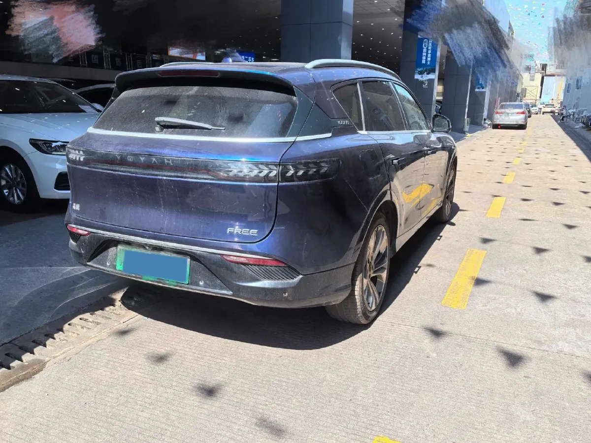2021 Voyah FREE Range Extended 109HP REEV 33KWH,autocango,china used car exporter,china ev exporter,chinese used car exporter,chinese used ev exporter