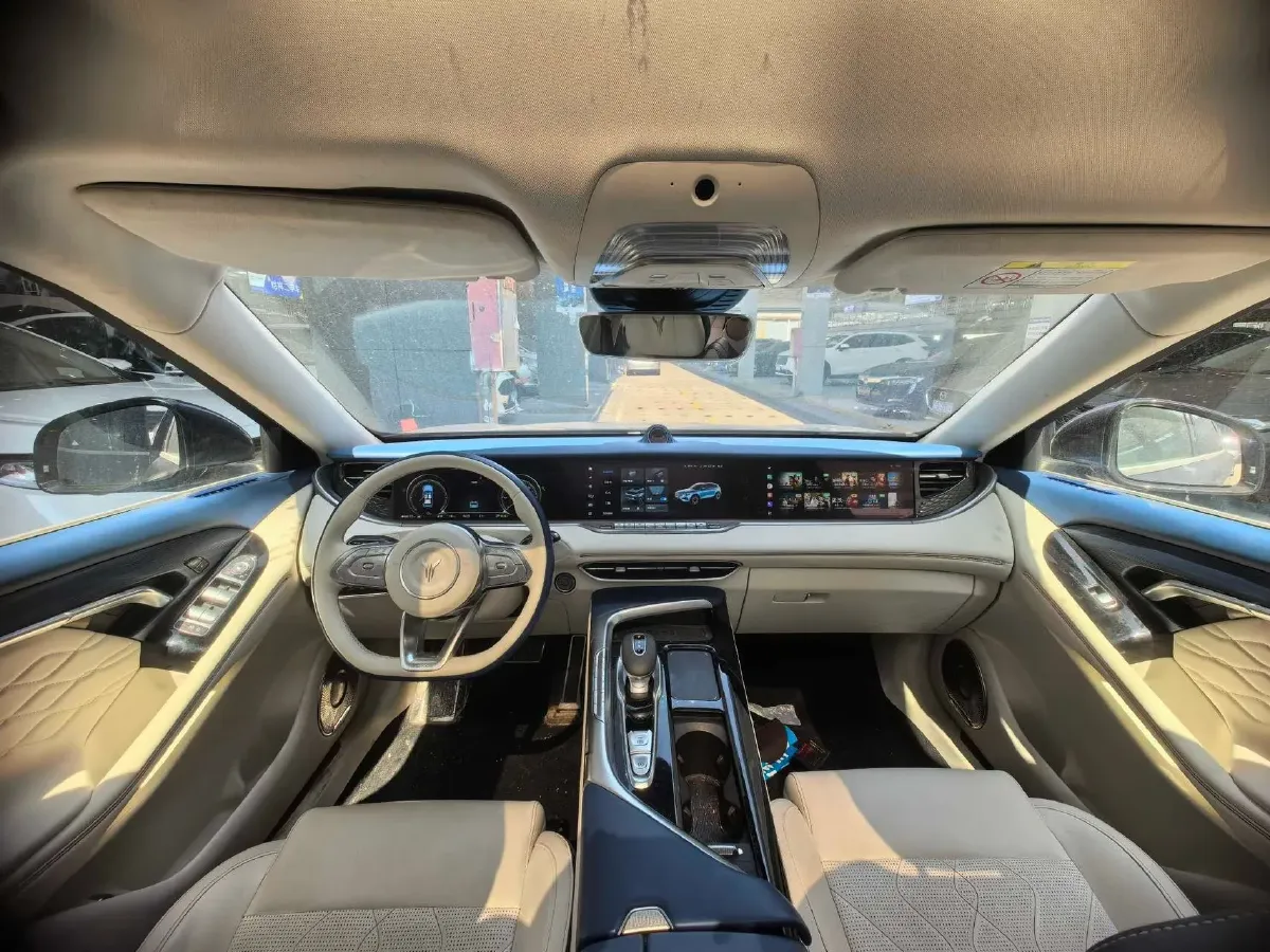 2021 Voyah FREE Range Extended 109HP REEV 33KWH,autocango,china used car exporter,china ev exporter,chinese used car exporter,chinese used ev exporter