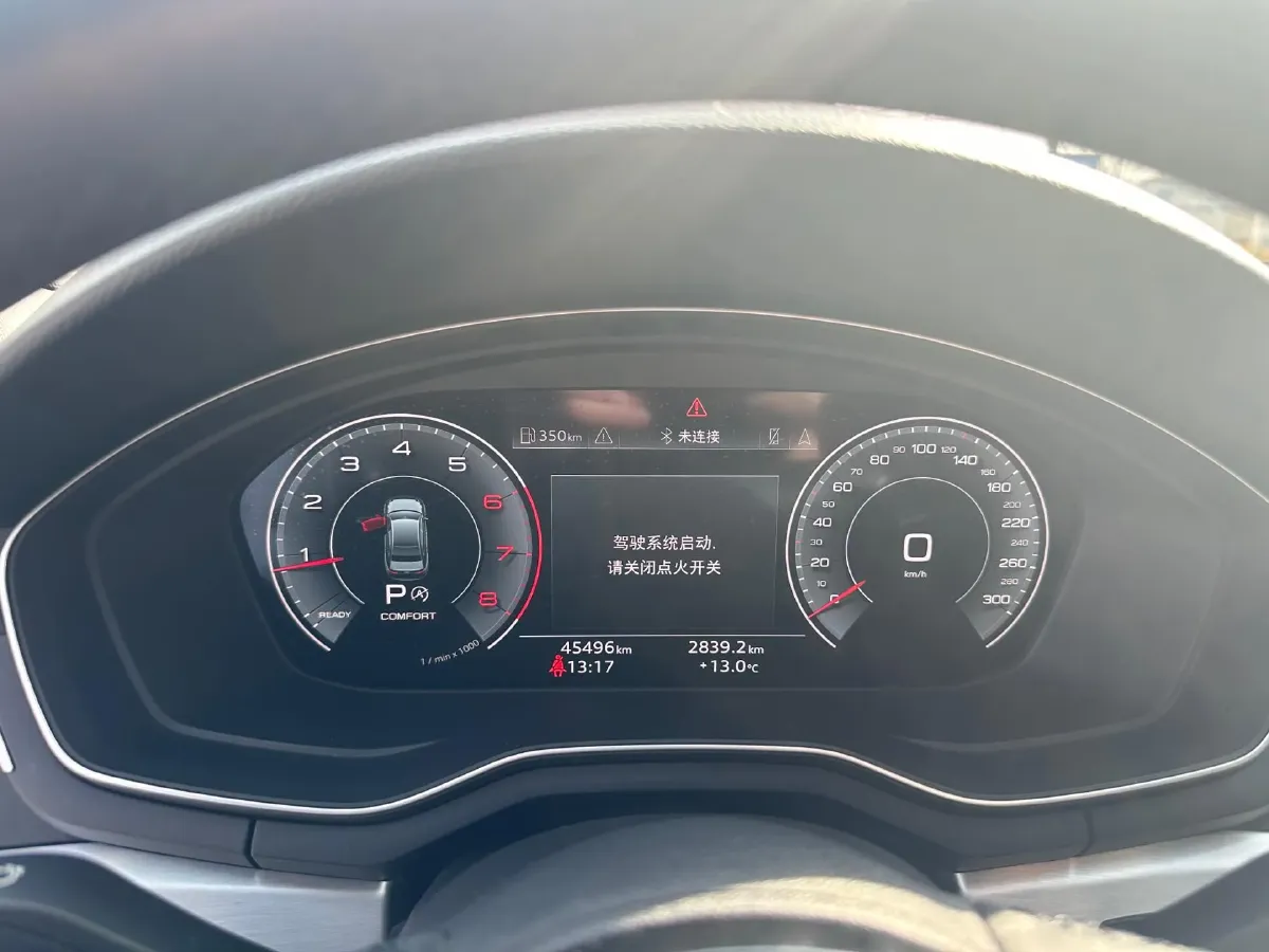 2022 Audi A4L 2.0T 190HP L4 7DCT,autocango,china used car exporter,china ev exporter,chinese used car exporter,chinese used ev exporter