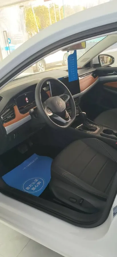 2025 Volkswagen Bora 1.2T 116HP L4 7DCT,autocango,china used car exporter,china ev exporter,chinese used car exporter,chinese used ev exporter