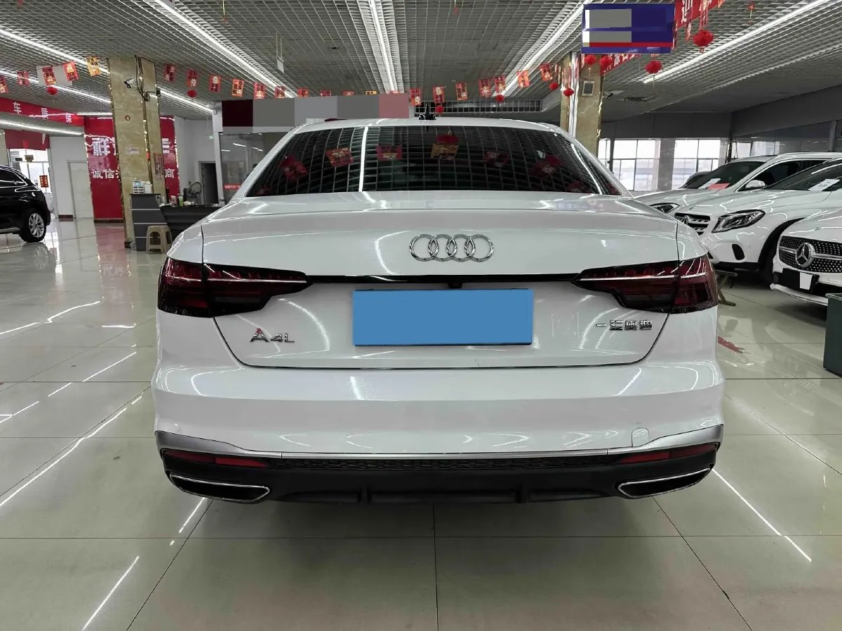 2022 Audi A4L 2.0T 190HP L4 7DCT,autocango,china used car exporter,china ev exporter,chinese used car exporter,chinese used ev exporter
