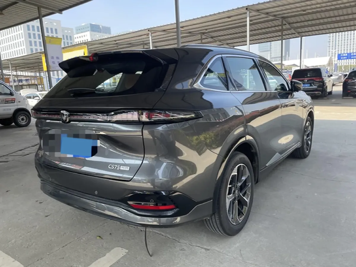 2025 ChangAn CS75 Plus 1.5T 192HP L4 8AT,autocango,china used car exporter,china ev exporter,chinese used car exporter,chinese used ev exporter