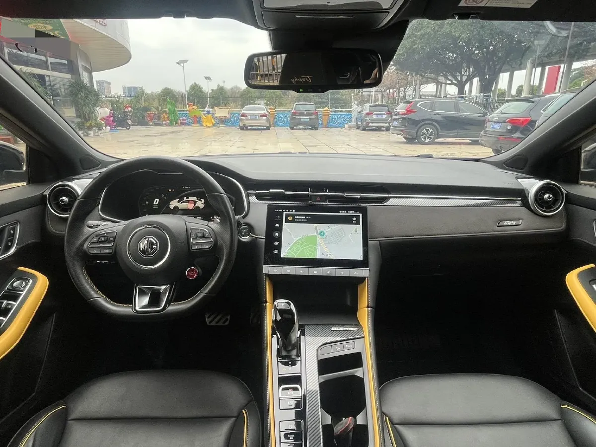 2020 HongQi H5 1.8T 197HP L4 6AT,autocango,china used car exporter,china ev exporter,chinese used car exporter,chinese used ev exporter