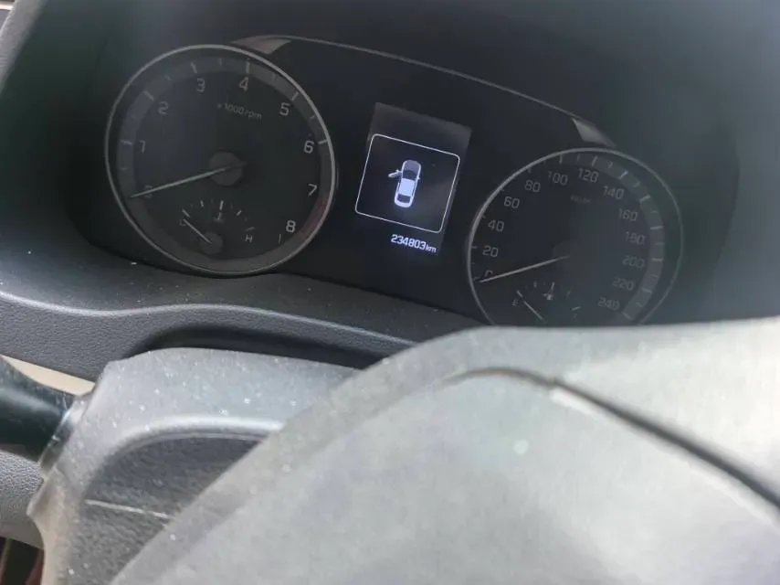 2016 Hyundai Elantra 1.6L 130HP L4 6AT,autocango,china used car exporter,china ev exporter,chinese used car exporter,chinese used ev exporter