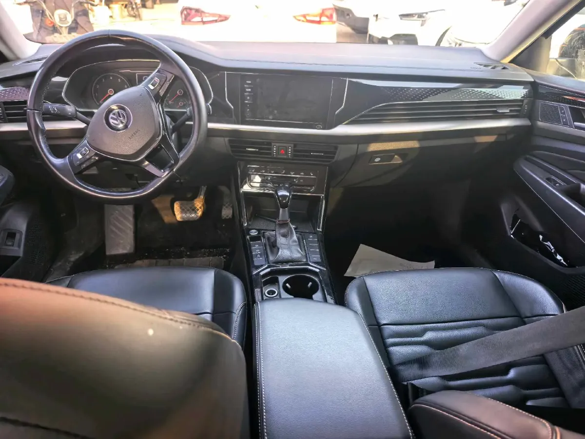 2020 Volkswagen Passat 1.4T 150HP L4 7DCT,autocango,china used car exporter,china ev exporter,chinese used car exporter,chinese used ev exporter