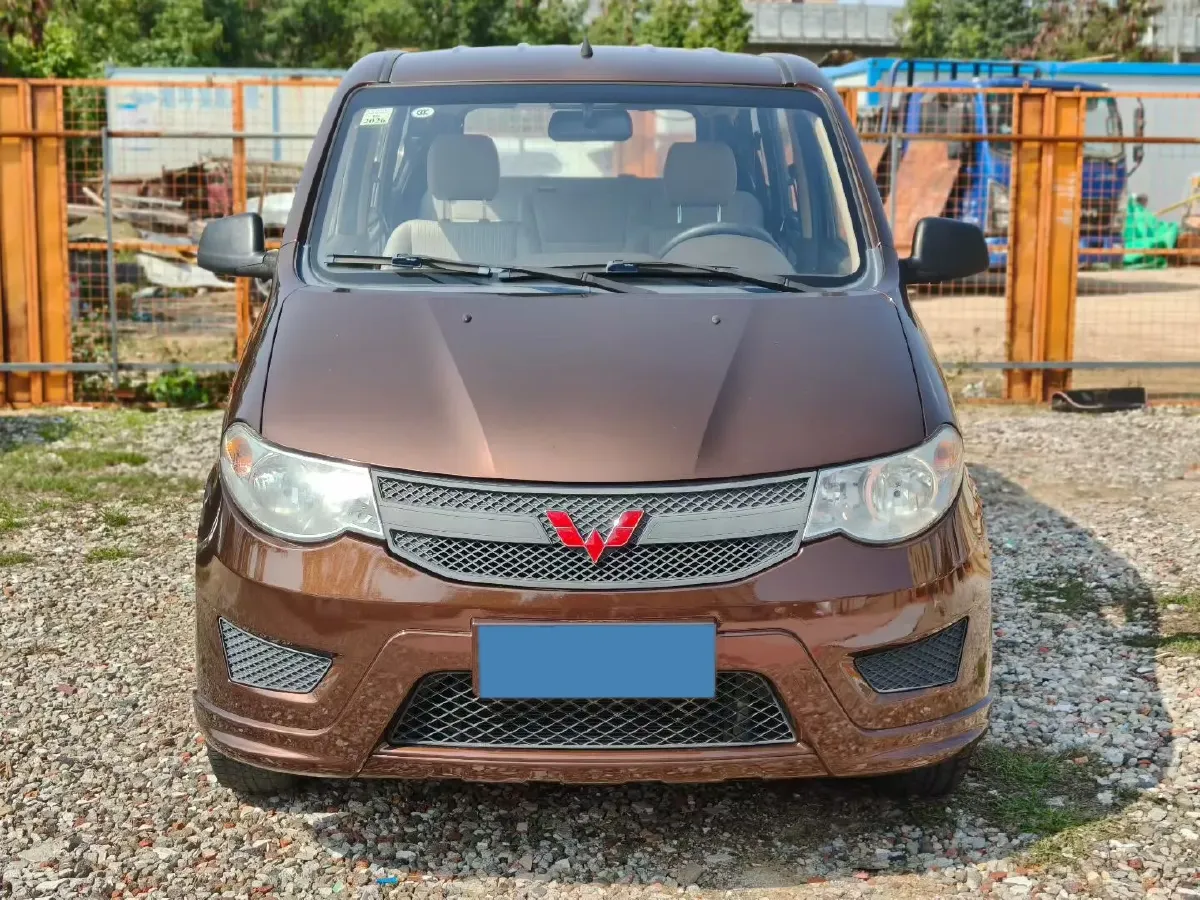 2016 WuLing HongGuang 1.5L 112HP L4 5MT,autocango,china used car exporter,china ev exporter,chinese used car exporter,chinese used ev exporter