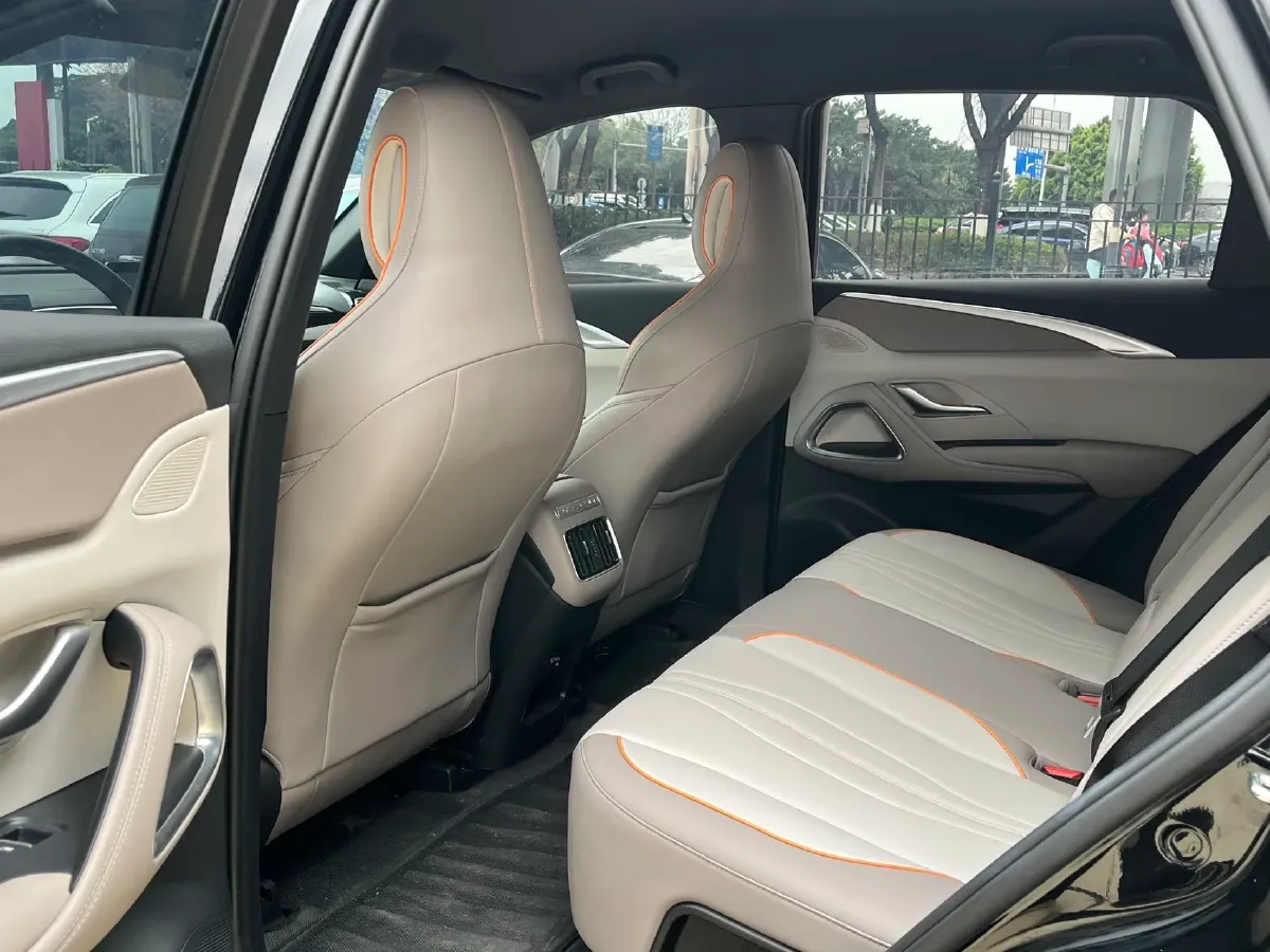 2024 BYD Song Pro 1.5L 110HP L4 E-CVT PHEV 12.9KWH,autocango,china used car exporter,china ev exporter,chinese used car exporter,chinese used ev exporter