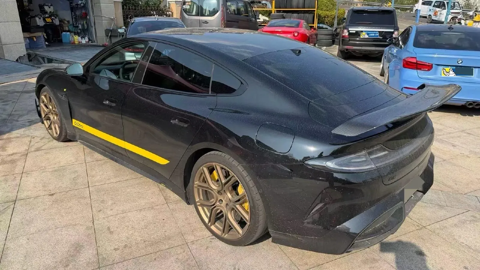 2025 MI SU7 Ultra BEV 93.7KWH,autocango,china used car exporter,china ev exporter,chinese used car exporter,chinese used ev exporter