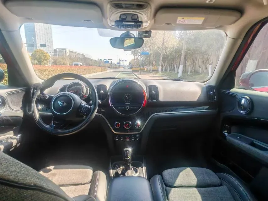 2020 MINI COUNTRYMAN 1.5T 136HP L3 7DCT,autocango,china used car exporter,china ev exporter,chinese used car exporter,chinese used ev exporter