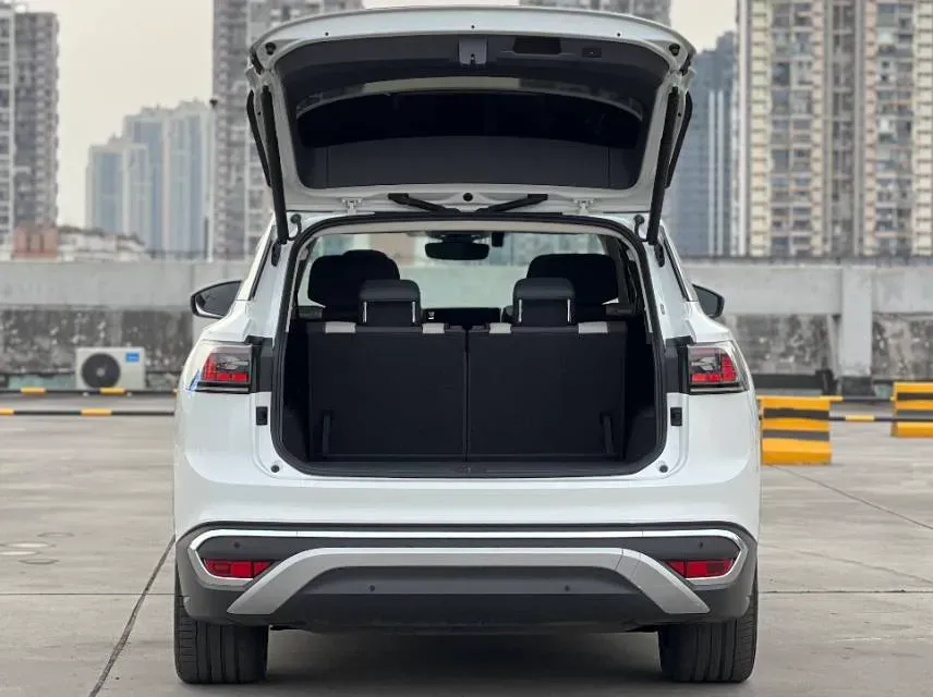 2022 Volkswagen ID.6 Crozz BEV 84.8KWH,autocango,china used car exporter,china ev exporter,chinese used car exporter,chinese used ev exporter