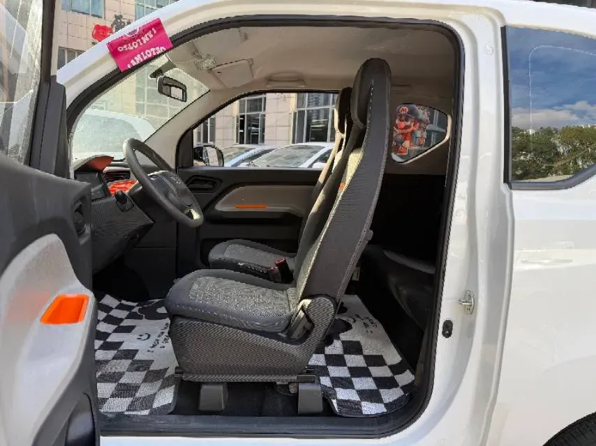 2020 WuLing HongGuang MINI EV BEV 13.8KWH,autocango,china used car exporter,china ev exporter,chinese used car exporter,chinese used ev exporter