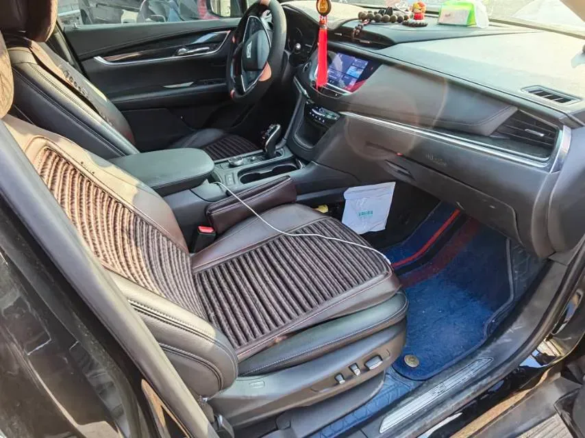 2022 Cadillac XT5 2.0T 237HP L4 9AT,autocango,china used car exporter,china ev exporter,chinese used car exporter,chinese used ev exporter