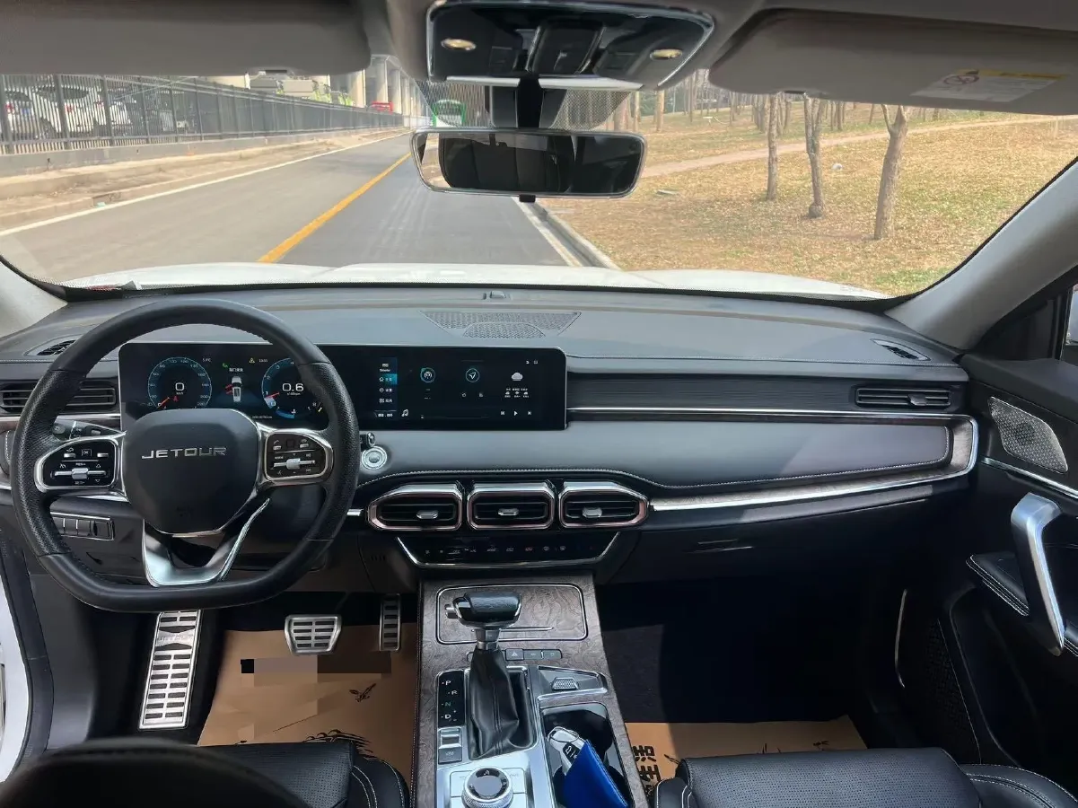 2021 Jetour X70 Plus 1.6T 197HP L4 7DCT,autocango,china used car exporter,china ev exporter,chinese used car exporter,chinese used ev exporter