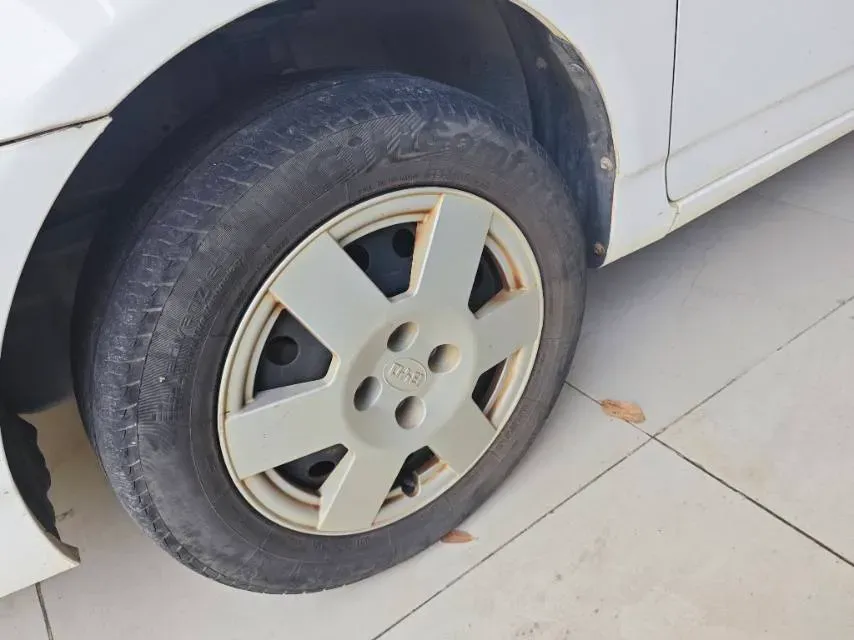 2013 FAW Vita V5 1.5L 102HP L4 5MT,autocango,china used car exporter,china ev exporter,chinese used car exporter,chinese used ev exporter