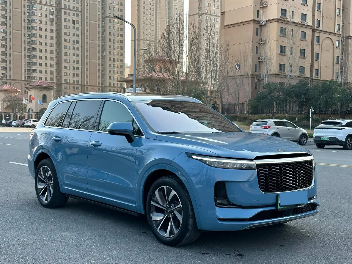2021 Li ONE Range Extended 131HP REEV 40.5KWH,autocango,china used car exporter,china ev exporter,chinese used car exporter,chinese used ev exporter