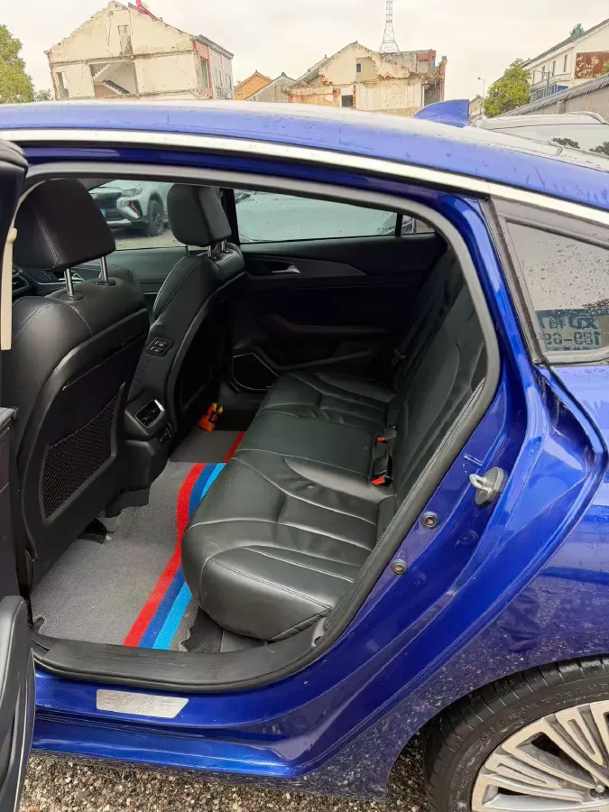 2020 HongQi H5 1.8T 197HP L4 6AT,autocango,china used car exporter,china ev exporter,chinese used car exporter,chinese used ev exporter