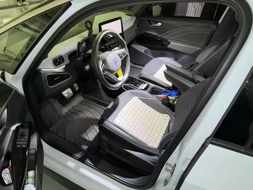 2024 Volkswagen ID.3 BEV 52.8KWH,autocango,china used car exporter,china ev exporter,chinese used car exporter,chinese used ev exporter