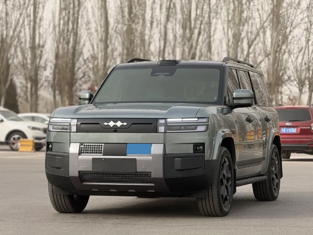 2025 FangChengBao Tai 7 1.5T 156HP L4 E-CVT PHEV,autocango,china used car exporter,china ev exporter,chinese used car exporter,chinese used ev exporter