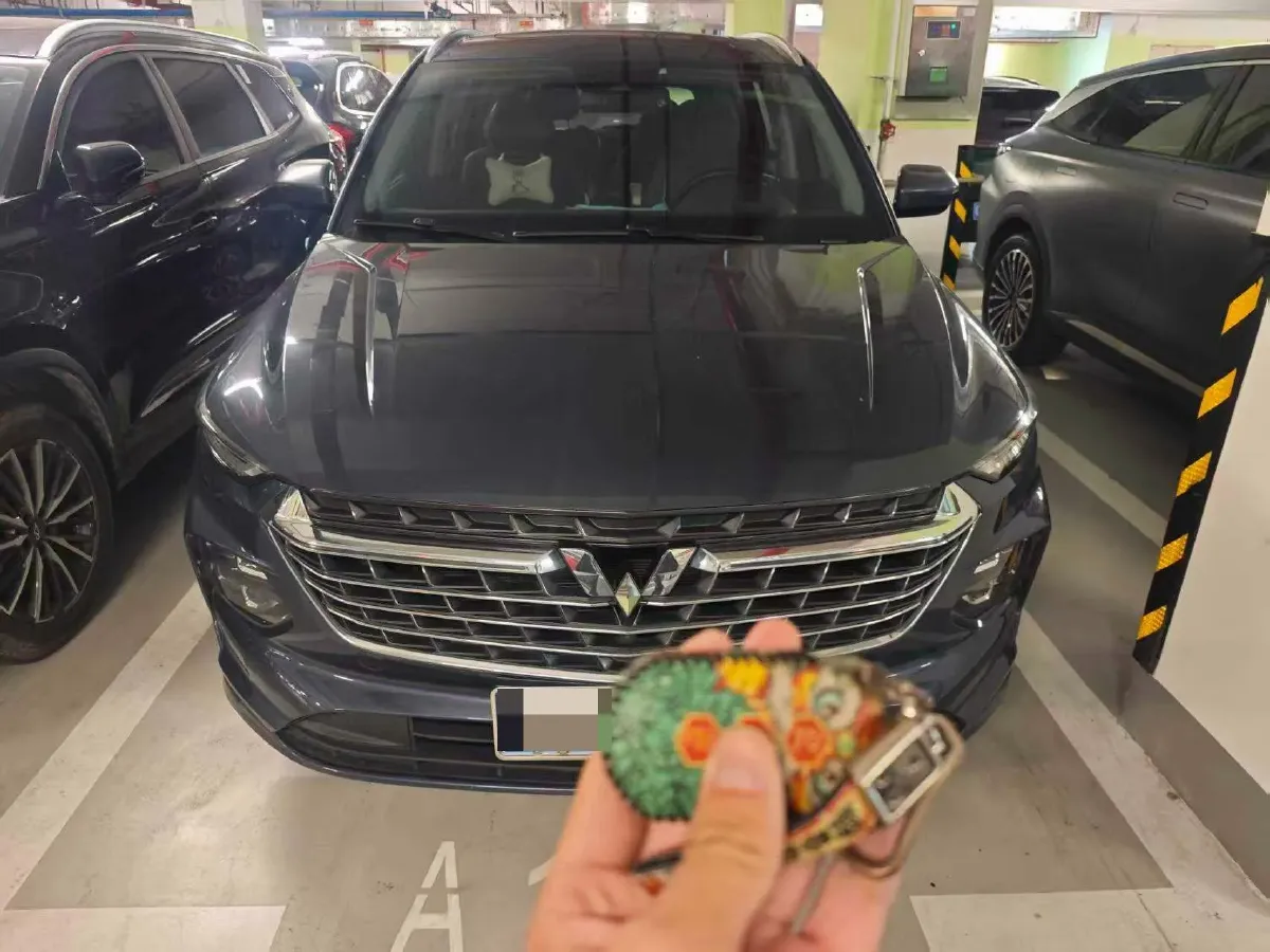 2022 WuLing KaiJie 1.5T 177HP L4 CVT,autocango,china used car exporter,china ev exporter,chinese used car exporter,chinese used ev exporter