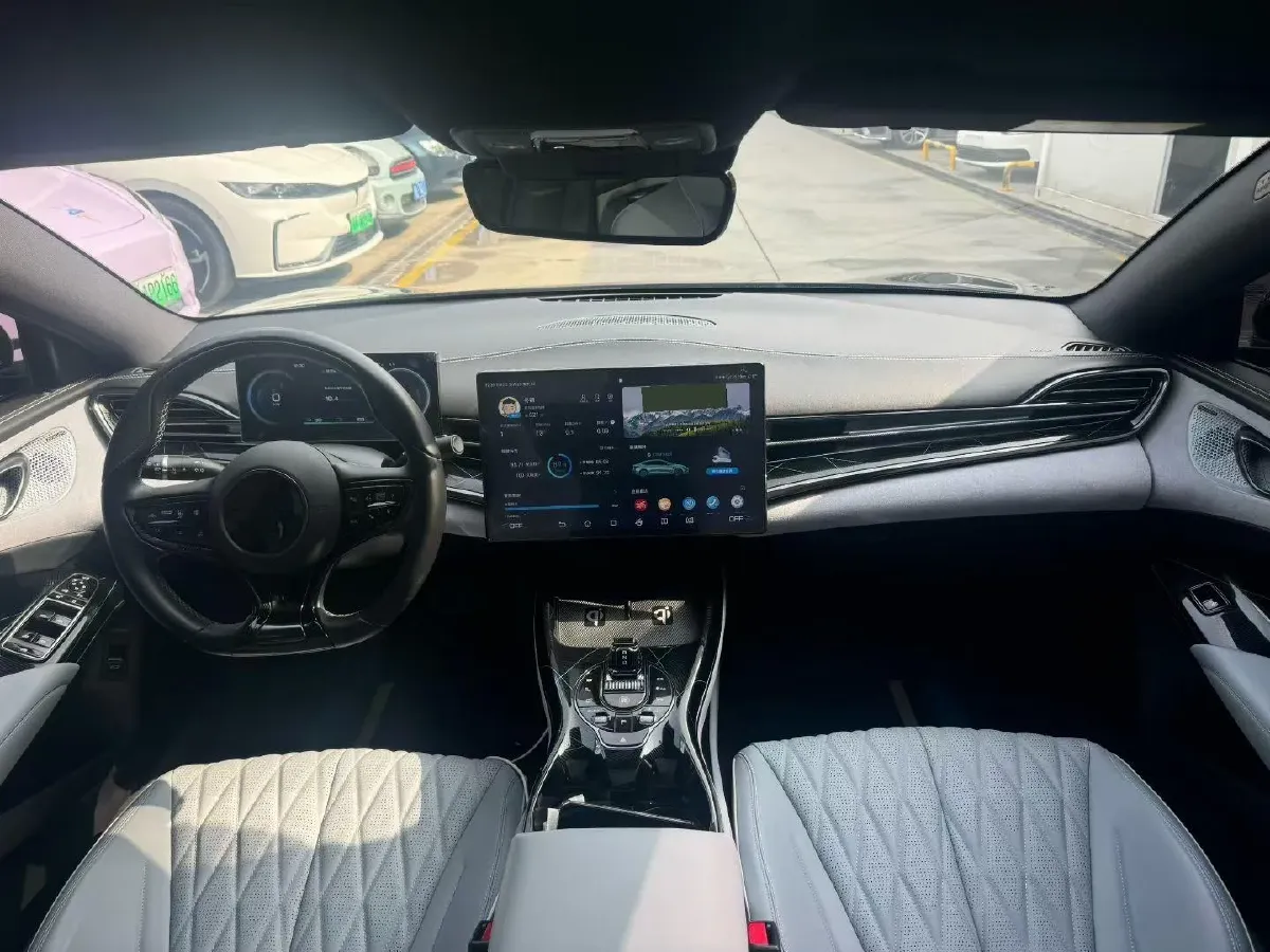 2022 MAXUS DaJia 5 BEV 70KWH,autocango,china used car exporter,china ev exporter,chinese used car exporter,chinese used ev exporter