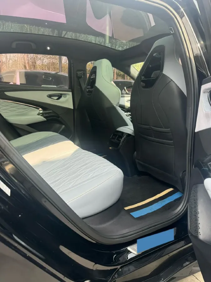 2022 MAXUS DaJia 5 BEV 70KWH,autocango,china used car exporter,china ev exporter,chinese used car exporter,chinese used ev exporter