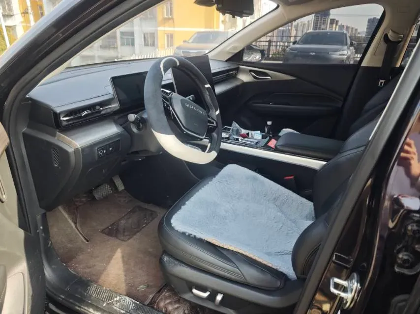 2023 WuLing XingGuang 1.5L 106HP L4 E-CVT PHEV 20.5KWH,autocango,china used car exporter,china ev exporter,chinese used car exporter,chinese used ev exporter