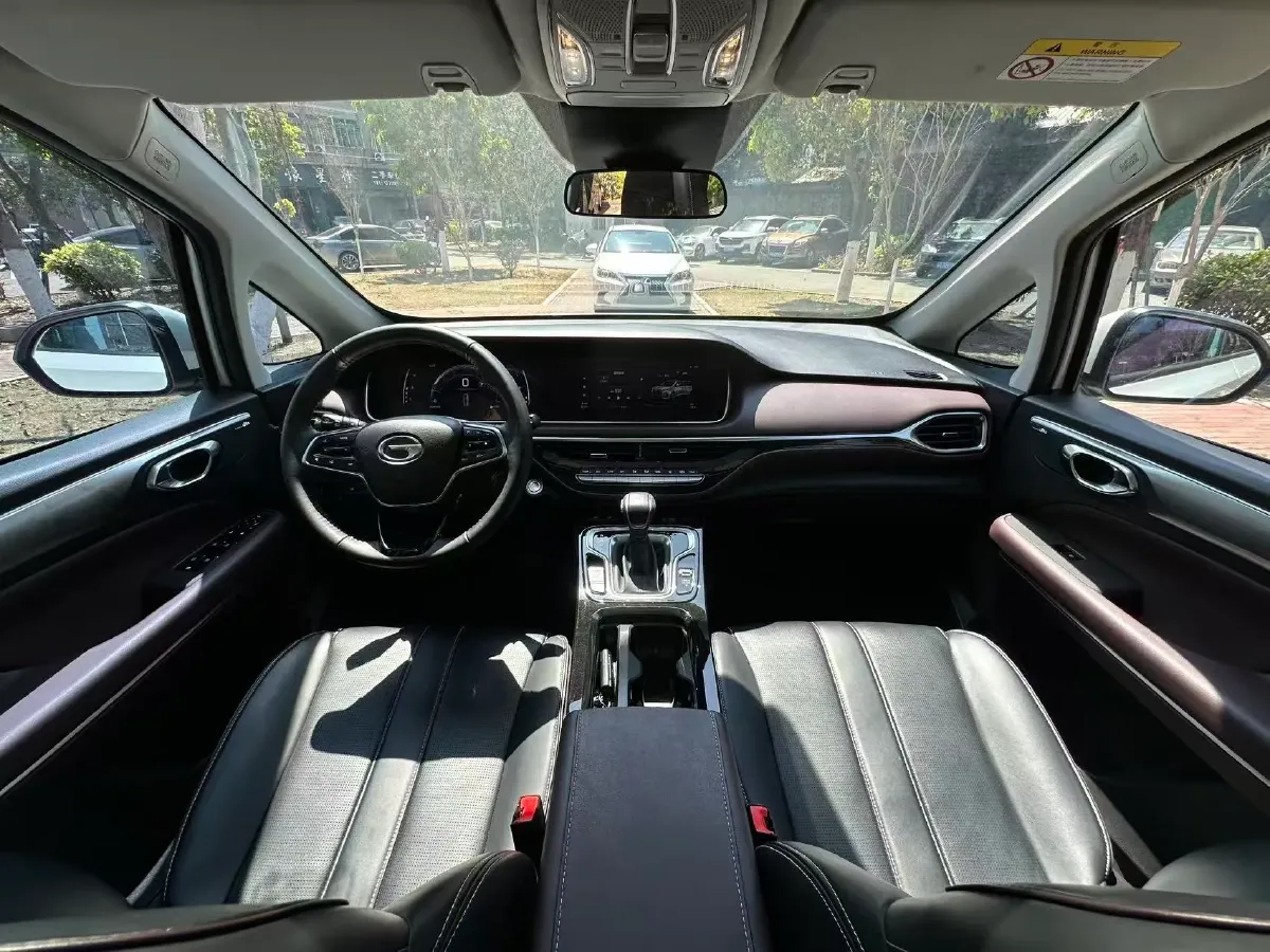 2023 GAC Trumpchi M6 1.5T 177HP L4 7DCT,autocango,china used car exporter,china ev exporter,chinese used car exporter,chinese used ev exporter