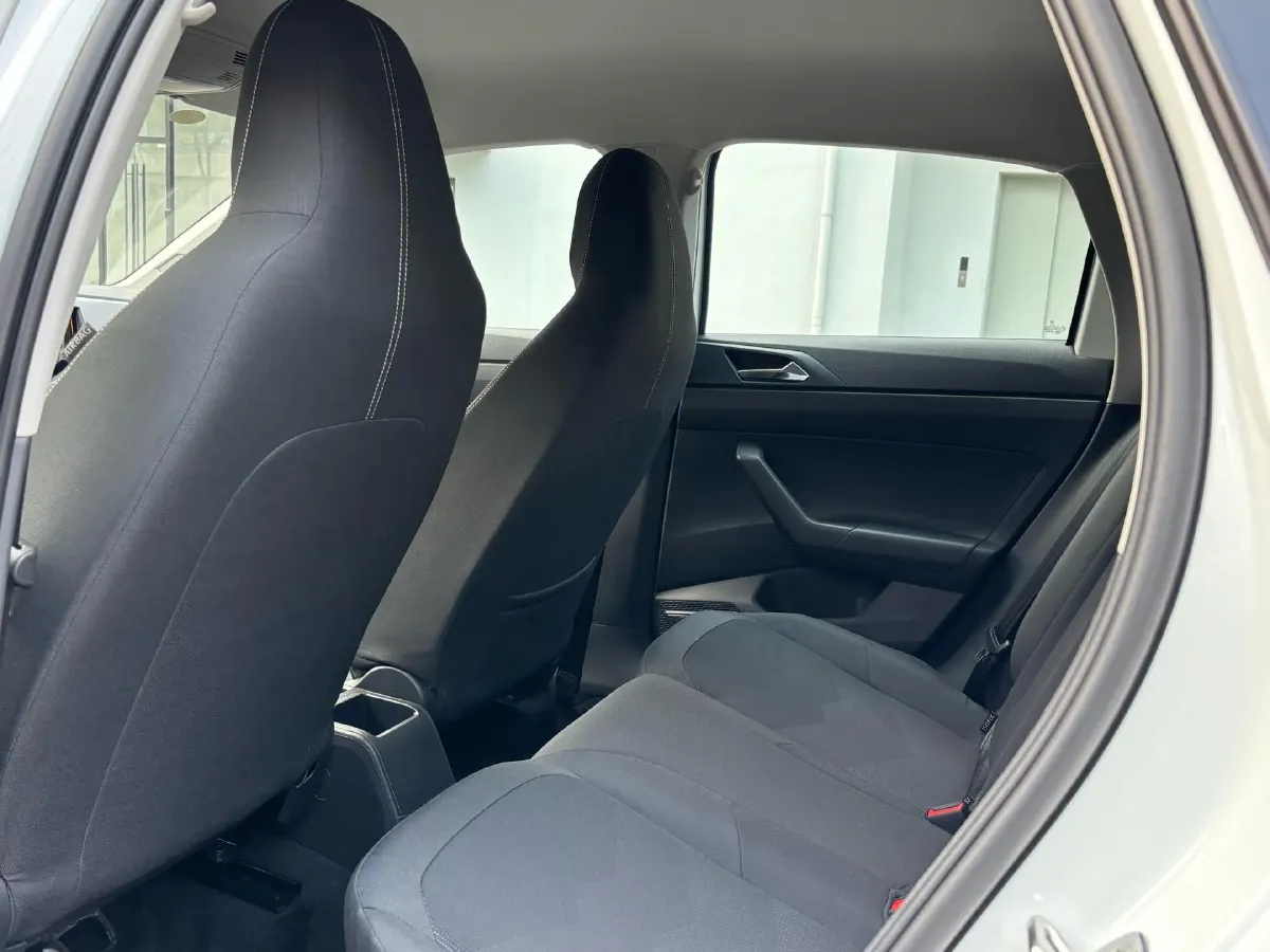 2023 Volkswagen Polo 1.5L 110HP L4 6AT,autocango,china used car exporter,china ev exporter,chinese used car exporter,chinese used ev exporter