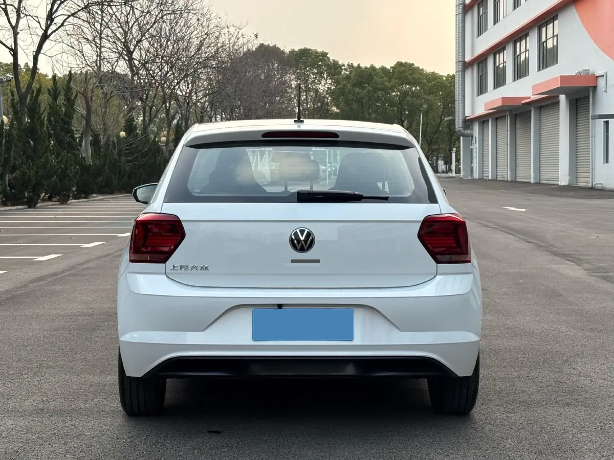 2023 Volkswagen Polo 1.5L 110HP L4 6AT,autocango,china used car exporter,china ev exporter,chinese used car exporter,chinese used ev exporter