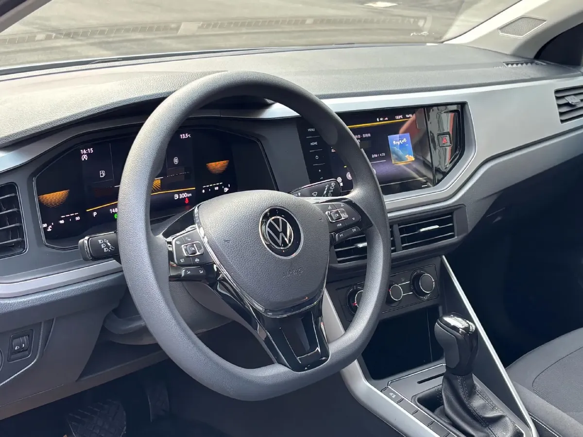 2023 Volkswagen Polo 1.5L 110HP L4 6AT,autocango,china used car exporter,china ev exporter,chinese used car exporter,chinese used ev exporter