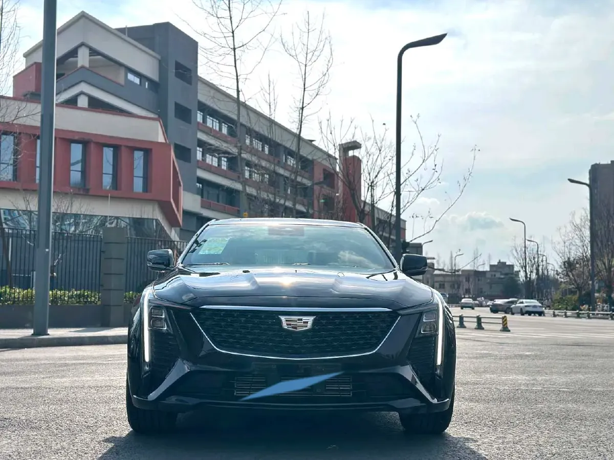 2024 Cadillac CT5 2.0T 237HP L4 10AT,autocango,china used car exporter,china ev exporter,chinese used car exporter,chinese used ev exporter