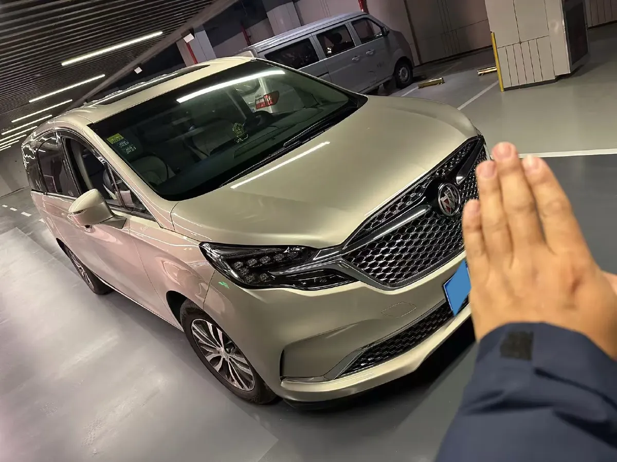2021 Buick GL8 2.0T 237HP L4 9AT,autocango,china used car exporter,china ev exporter,chinese used car exporter,chinese used ev exporter