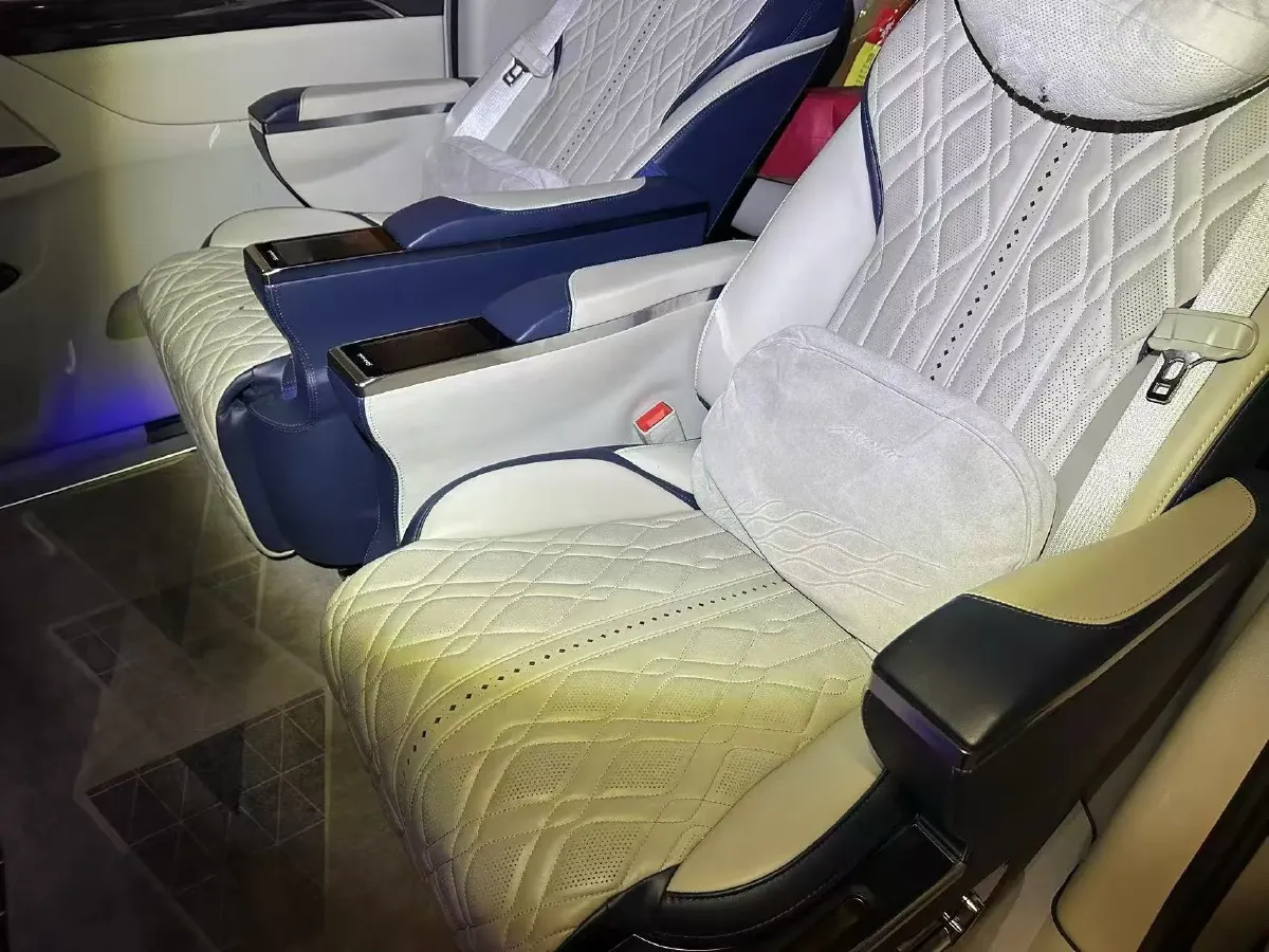 2021 Buick GL8 2.0T 237HP L4 9AT,autocango,china used car exporter,china ev exporter,chinese used car exporter,chinese used ev exporter