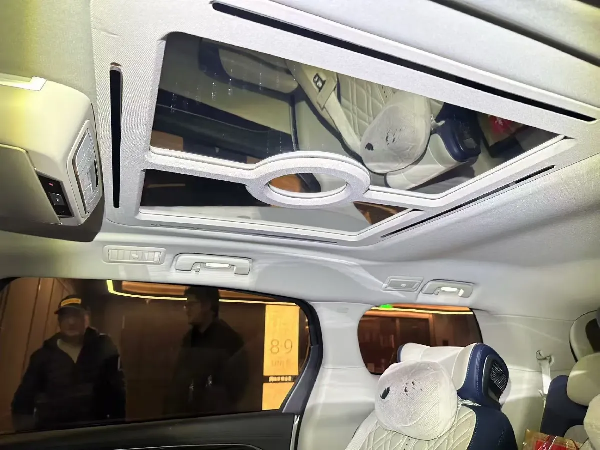 2021 Buick GL8 2.0T 237HP L4 9AT,autocango,china used car exporter,china ev exporter,chinese used car exporter,chinese used ev exporter