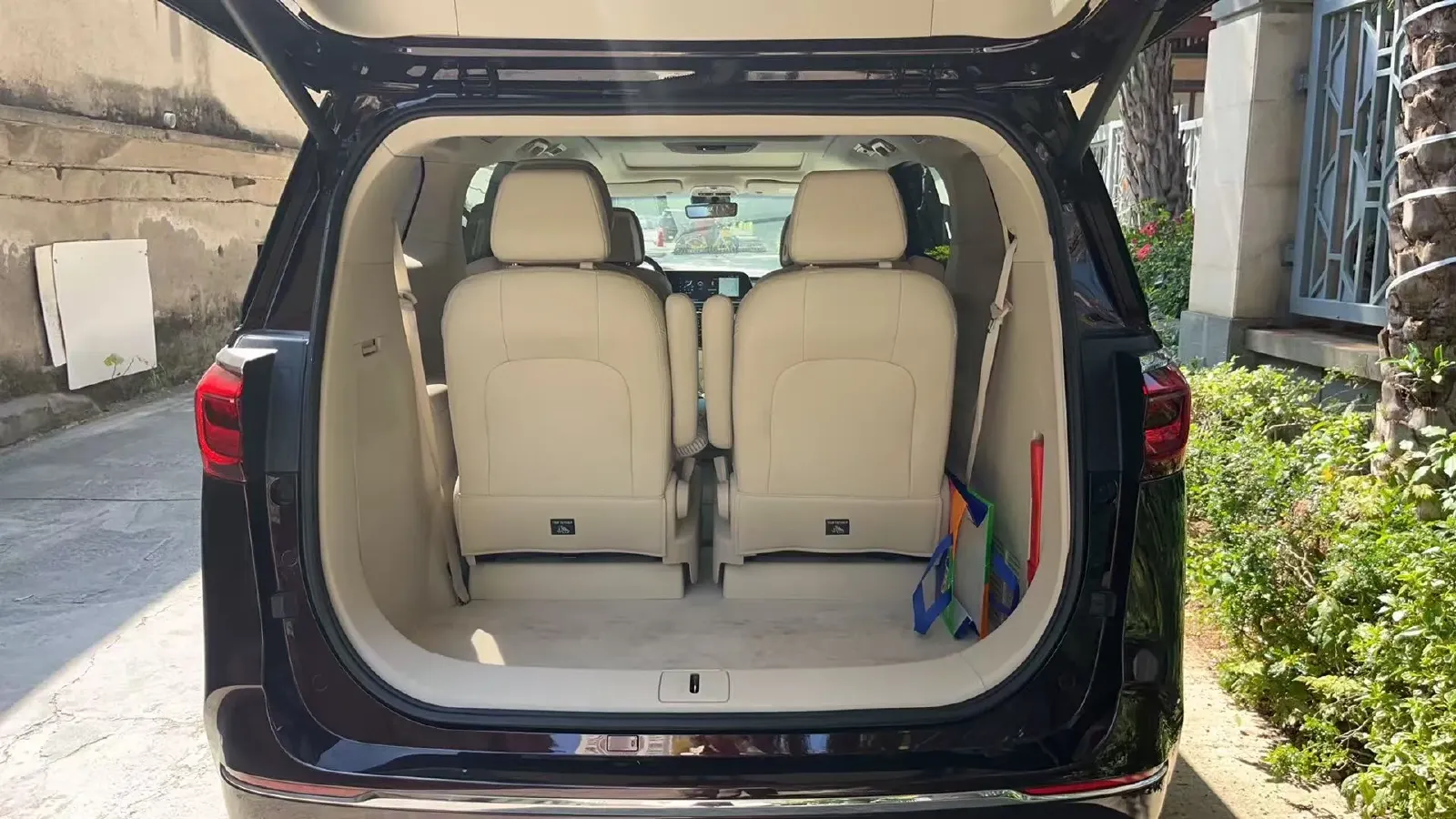 2020 Buick GL8 2.0T 237HP L4 9AT,autocango,china used car exporter,china ev exporter,chinese used car exporter,chinese used ev exporter