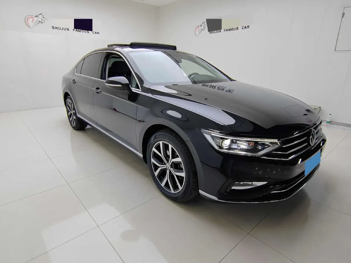 2020 Volkswagen Magotan 2.0T 186HP L4 7DCT,autocango,china used car exporter,china ev exporter,chinese used car exporter,chinese used ev exporter