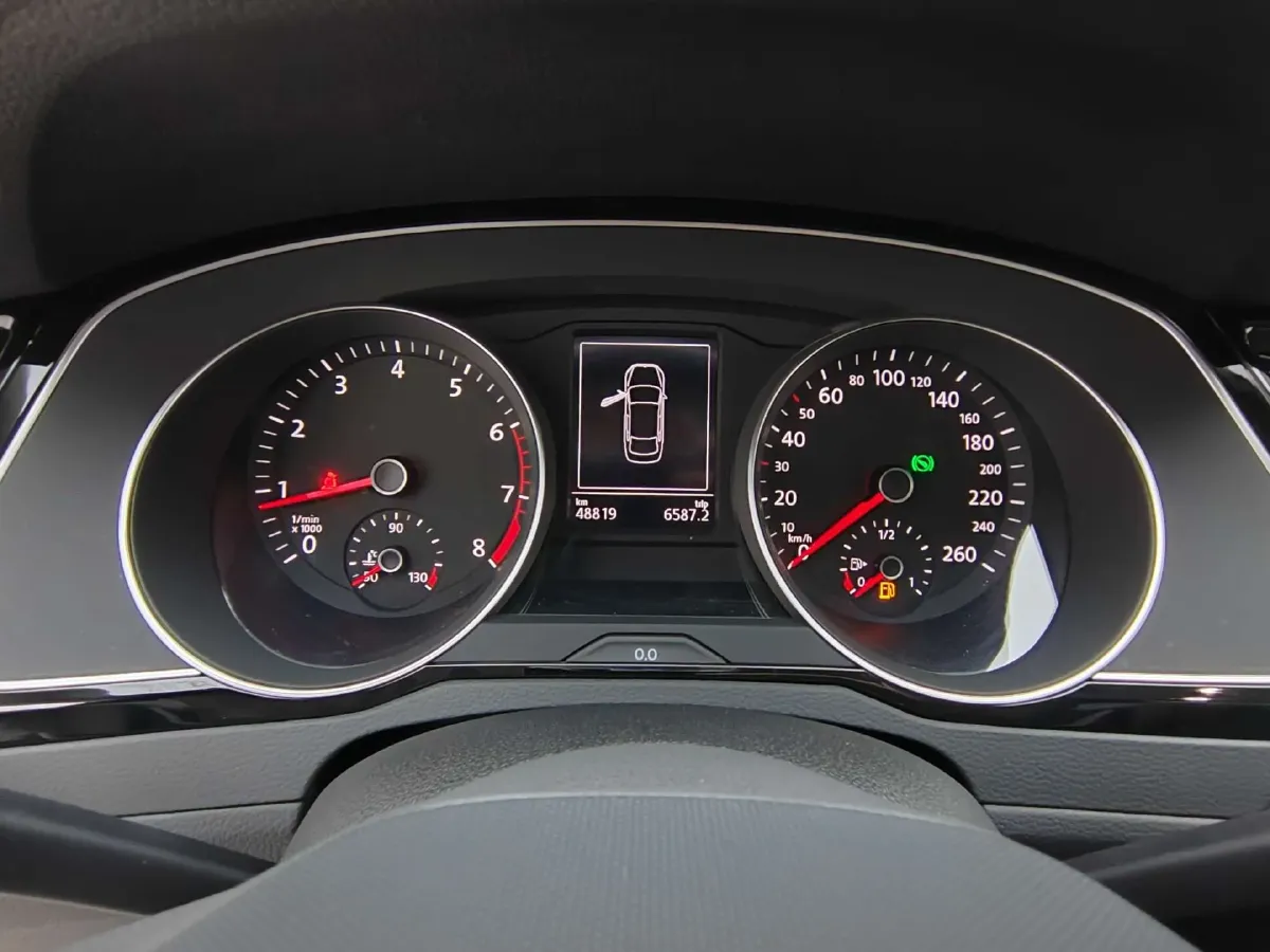 2020 Volkswagen Magotan 2.0T 186HP L4 7DCT,autocango,china used car exporter,china ev exporter,chinese used car exporter,chinese used ev exporter