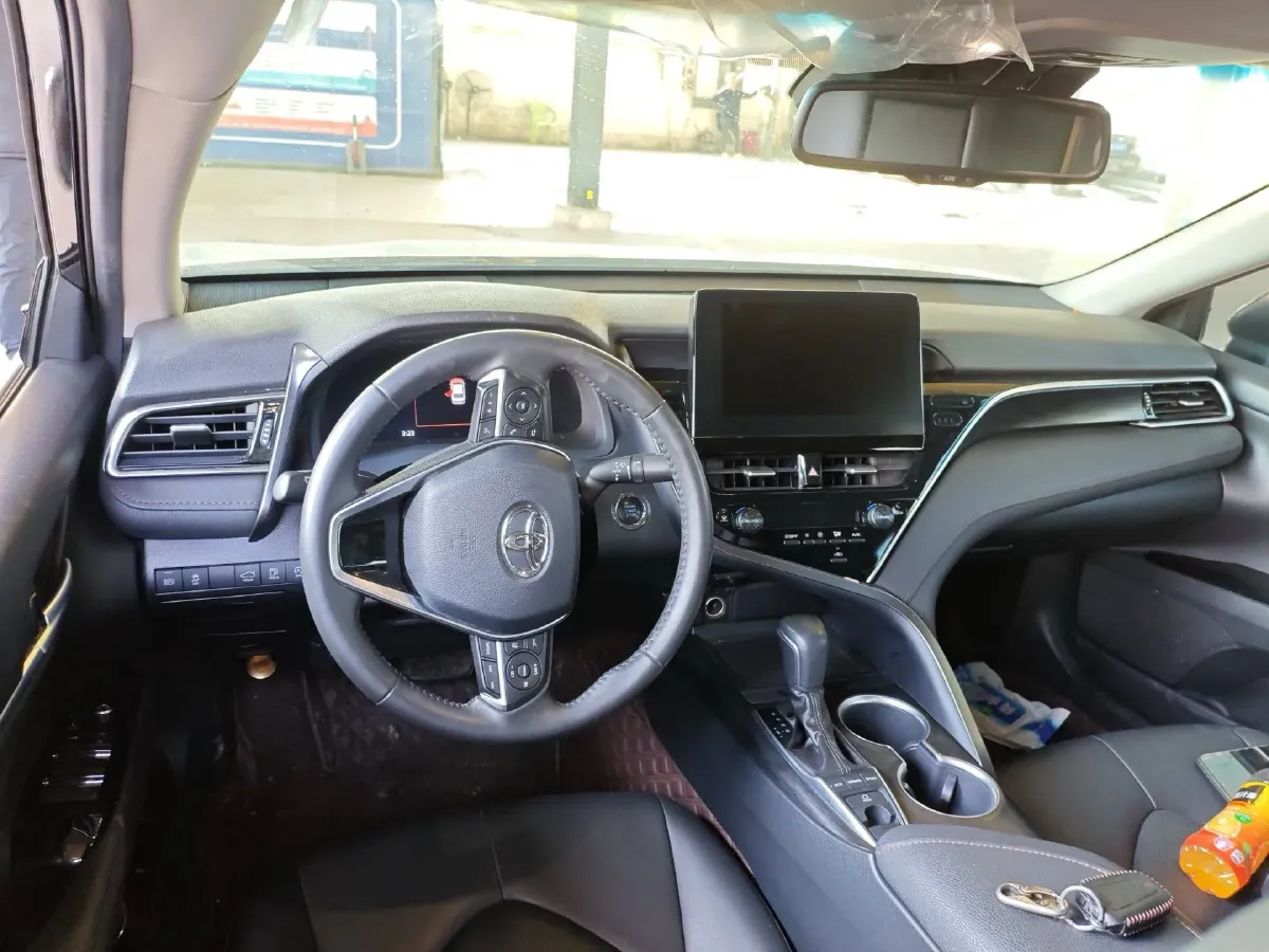 2021 Toyota Camry 2.5L 209HP L4 8AT,autocango,china used car exporter,china ev exporter,chinese used car exporter,chinese used ev exporter