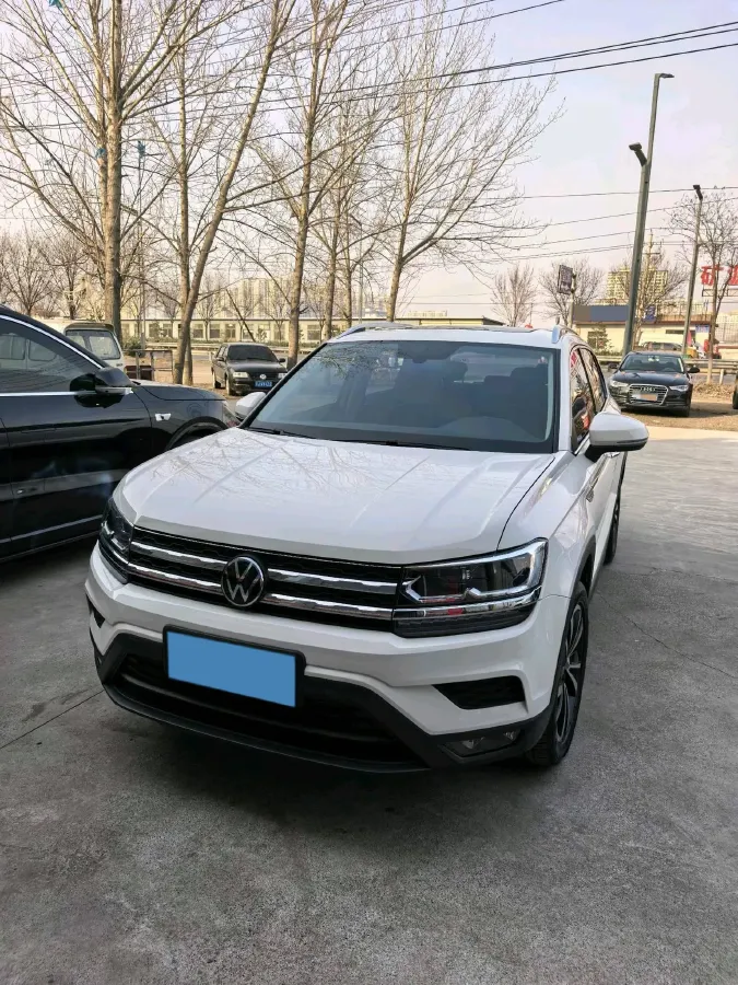 2021 Volkswagen Tharu 1.4T 150HP L4 7DCT,autocango,china used car exporter,china ev exporter,chinese used car exporter,chinese used ev exporter