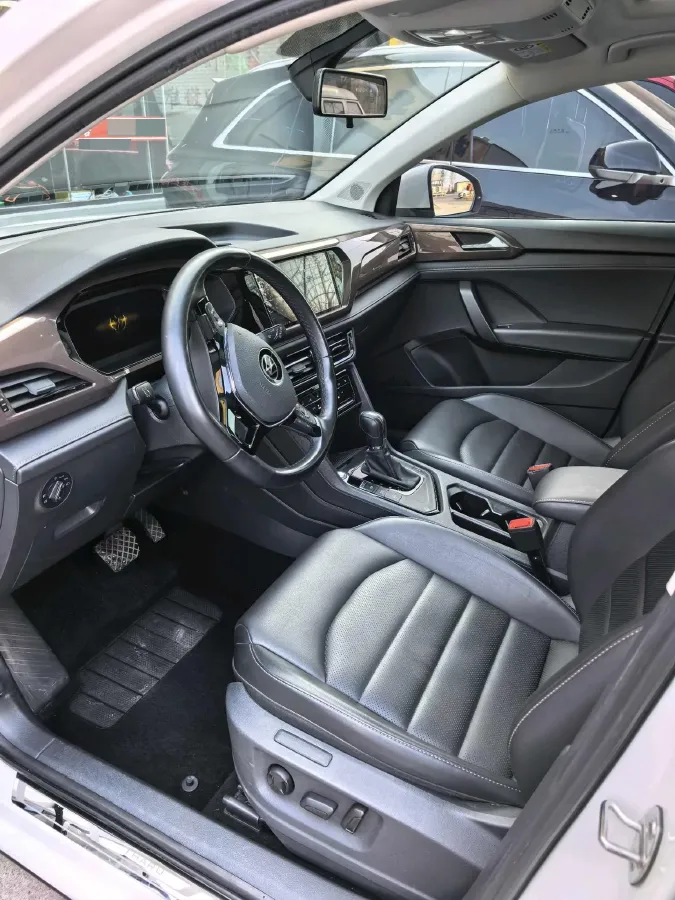 2021 Volkswagen Tharu 1.4T 150HP L4 7DCT,autocango,china used car exporter,china ev exporter,chinese used car exporter,chinese used ev exporter